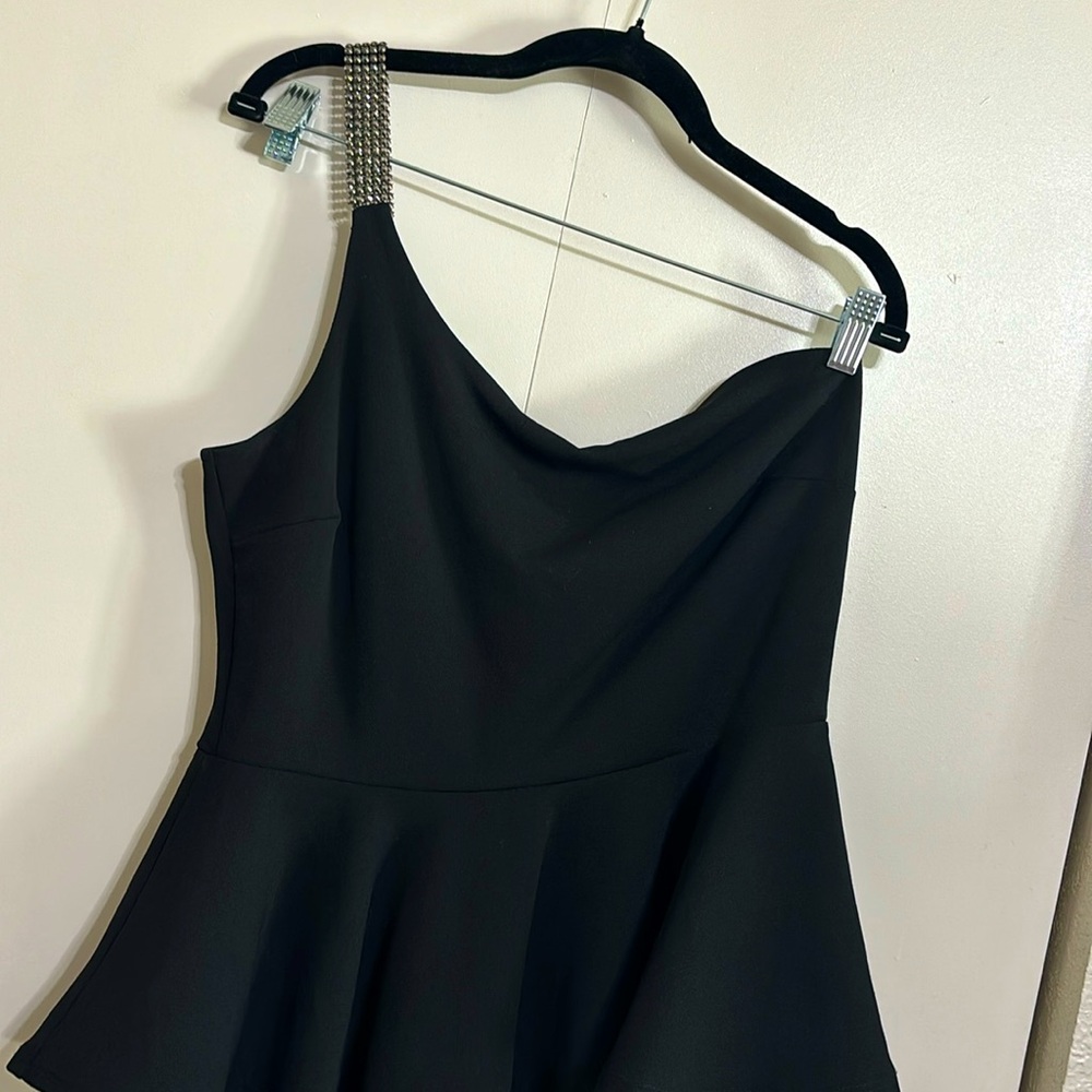 black peplum top stretch’s